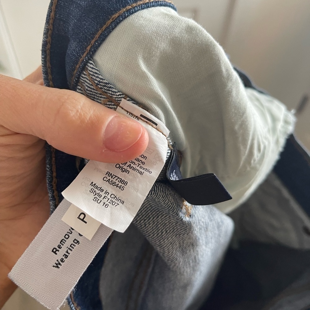 Madewell 9” High Rise Skinny Jean Rip + Repair Edition - 27 - Picture 6 of 8